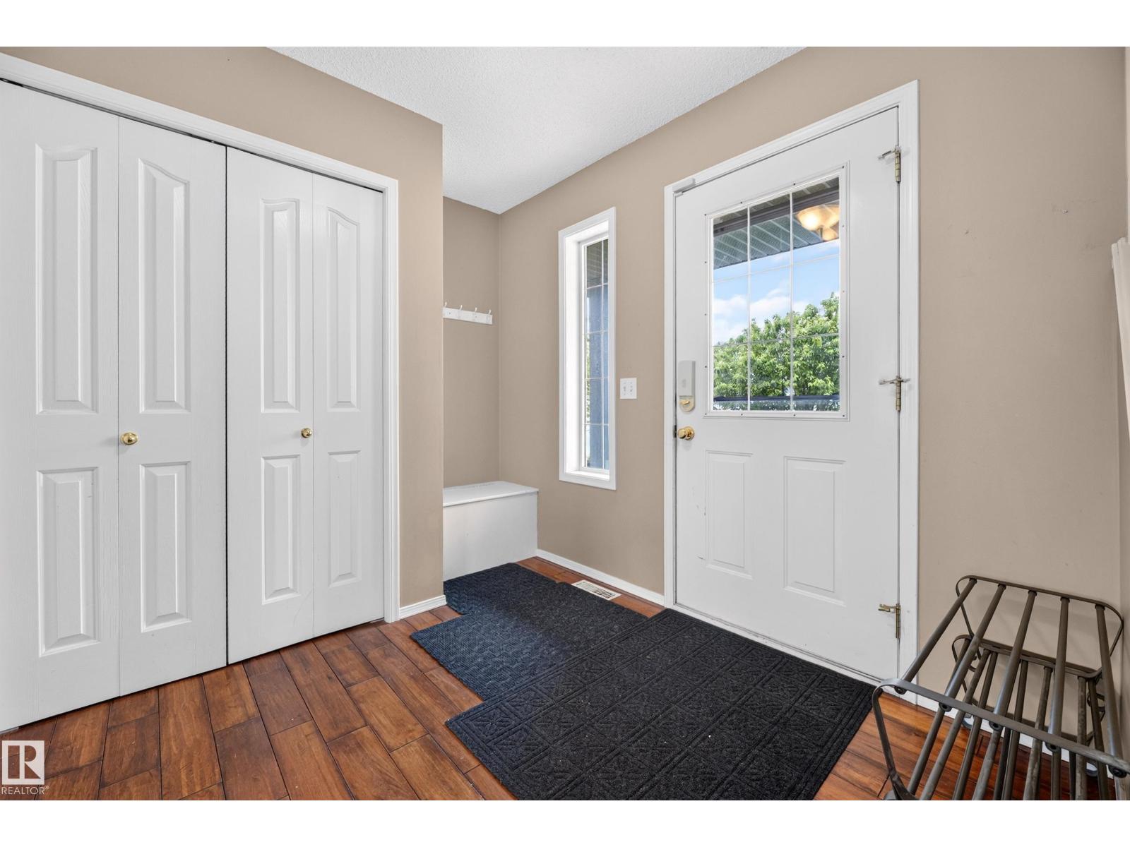 21 CROCUS WY, Clarkdale Meadows, Sherwood Park photo 4
