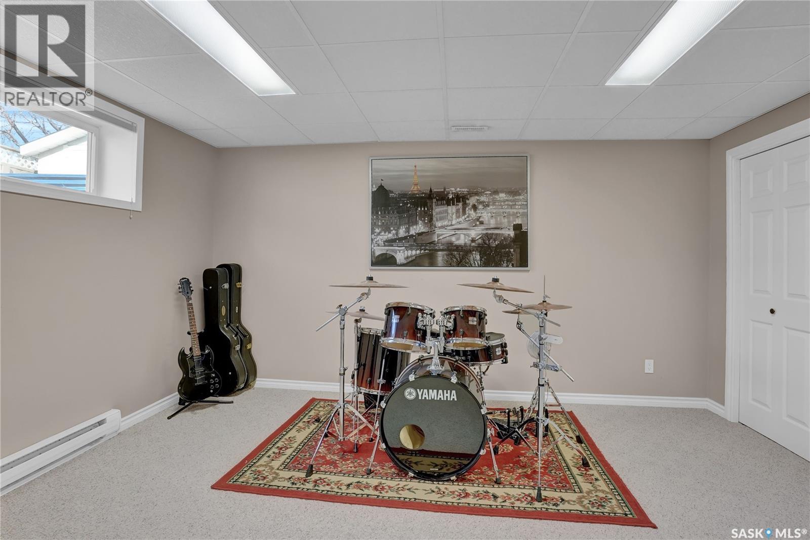 35 Marigold CRESCENT - 34