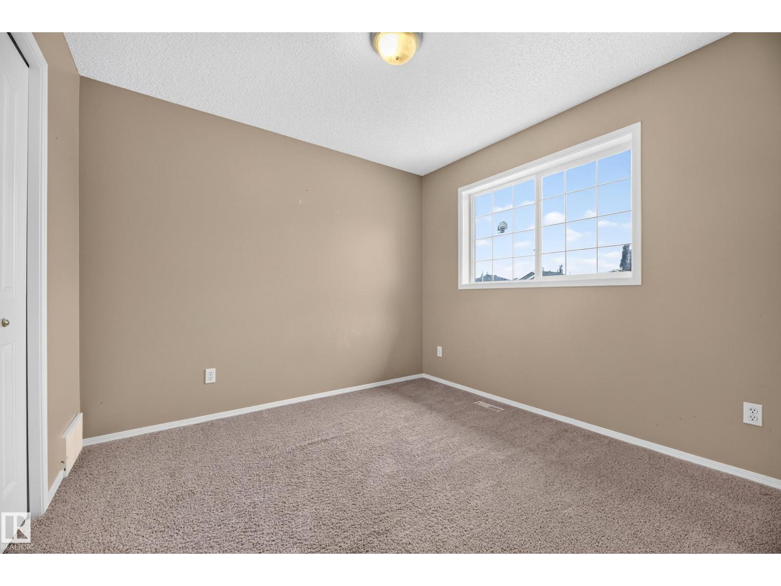21 CROCUS WY — photo 29