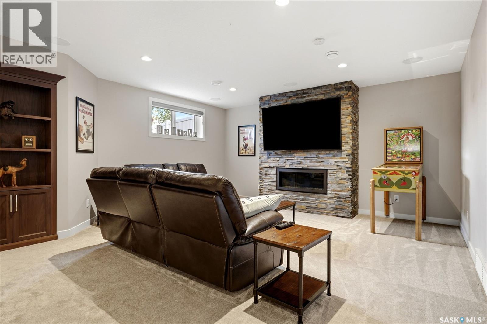 4410 Sage CRESCENT E — photo 42