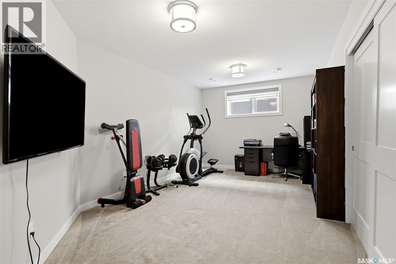 4410 Sage CRESCENT E — photo 52
