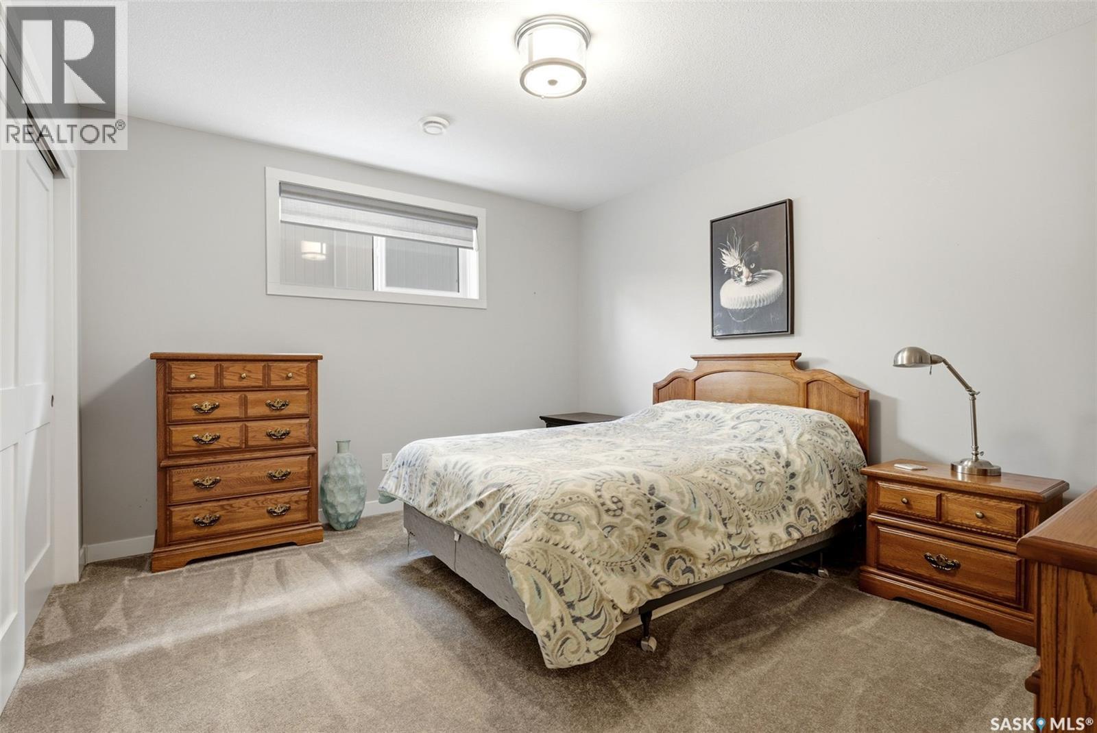 4410 Sage CRESCENT E — photo 49