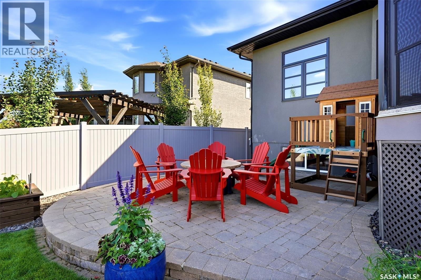 4410 Sage CRESCENT E — photo 59