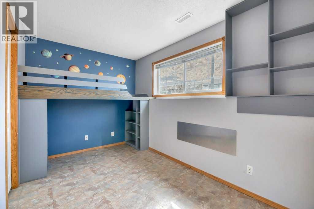 389 Strathford Crescent - 31