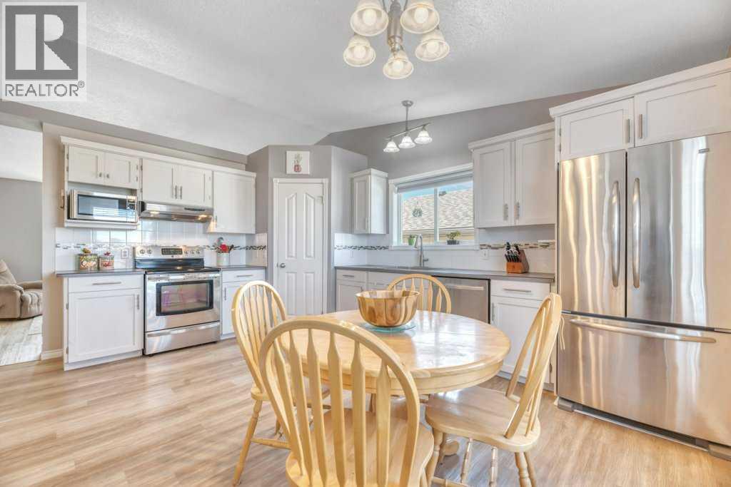 389 Strathford Crescent - 16