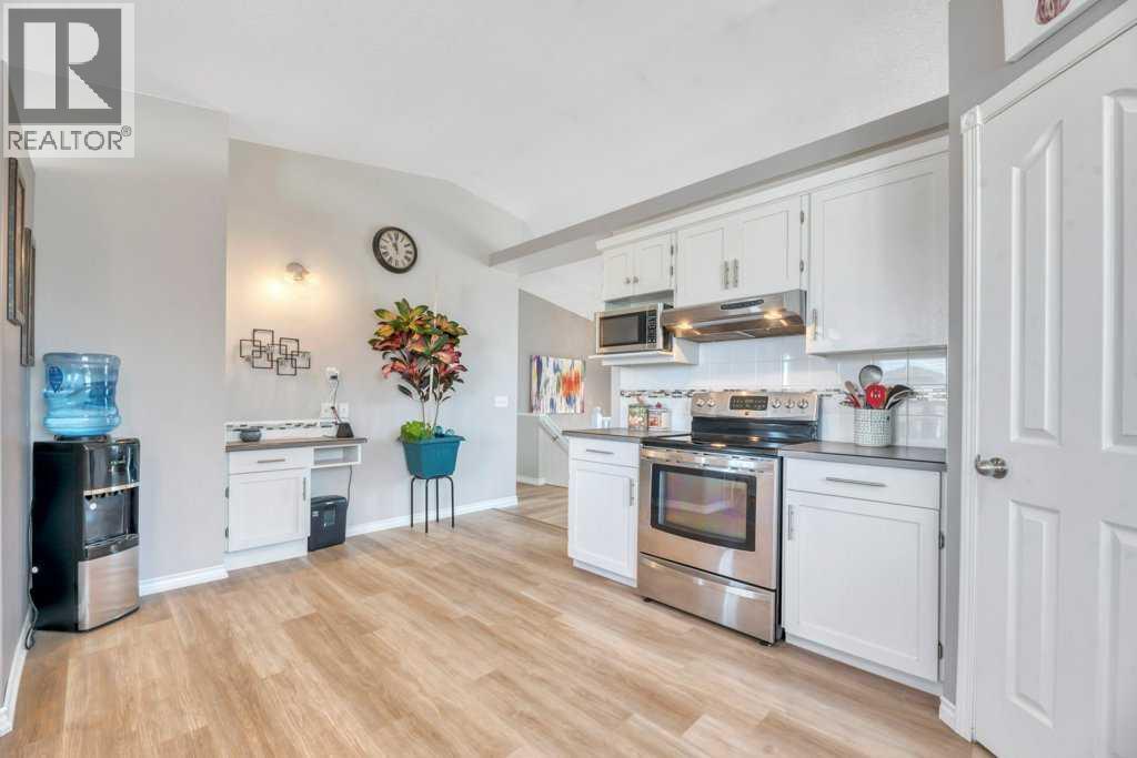 389 Strathford Crescent - 12