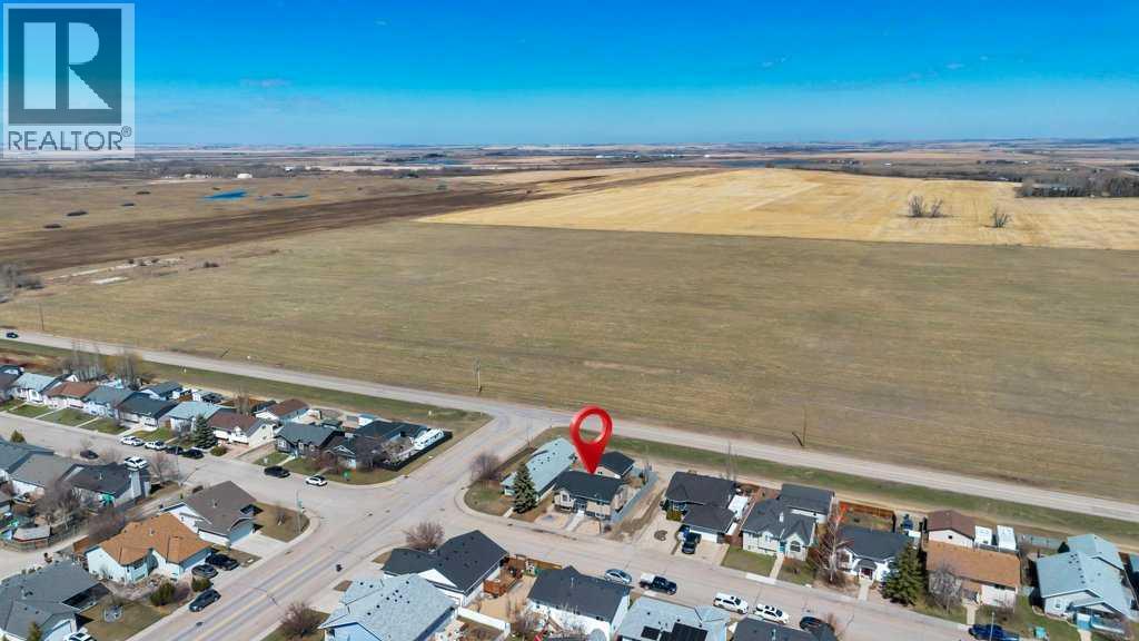 389 Strathford Crescent - 4