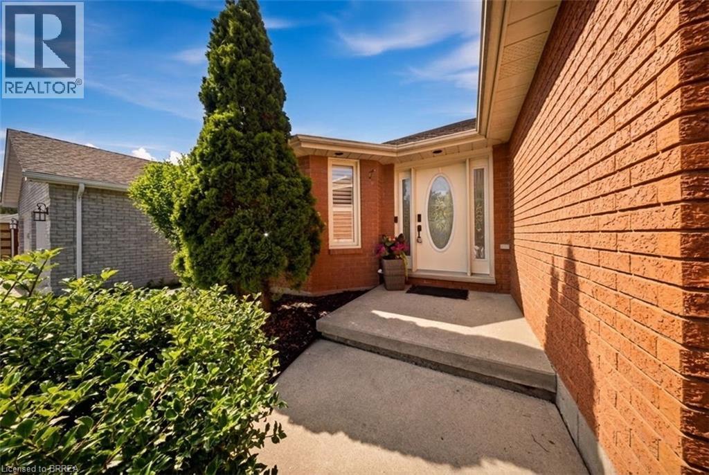 68 ALLENSGATE Drive - 2