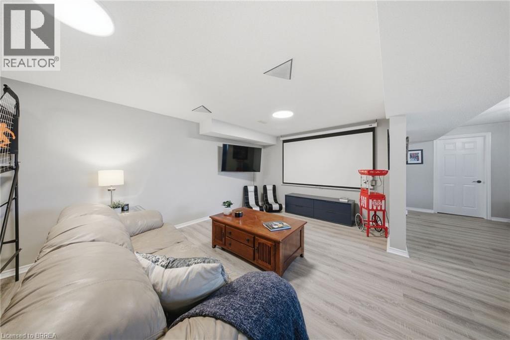68 ALLENSGATE Drive - 22