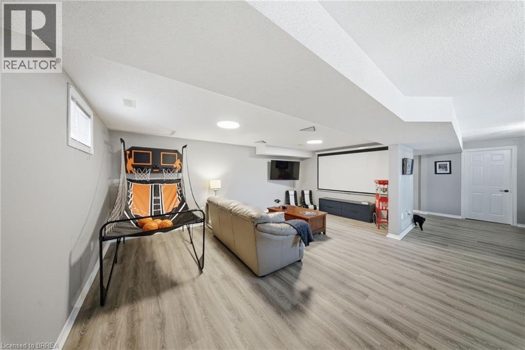 68 ALLENSGATE Drive - 24