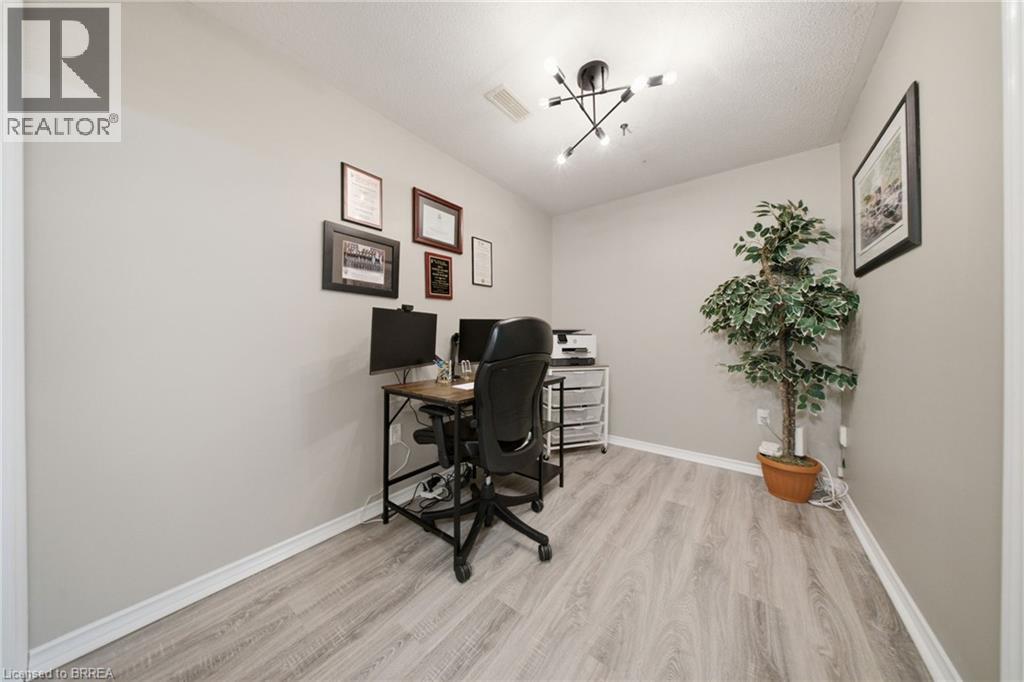 68 ALLENSGATE Drive - 27