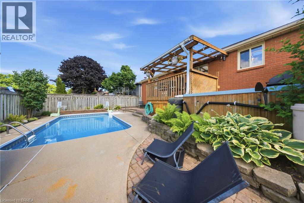 68 ALLENSGATE Drive - 34