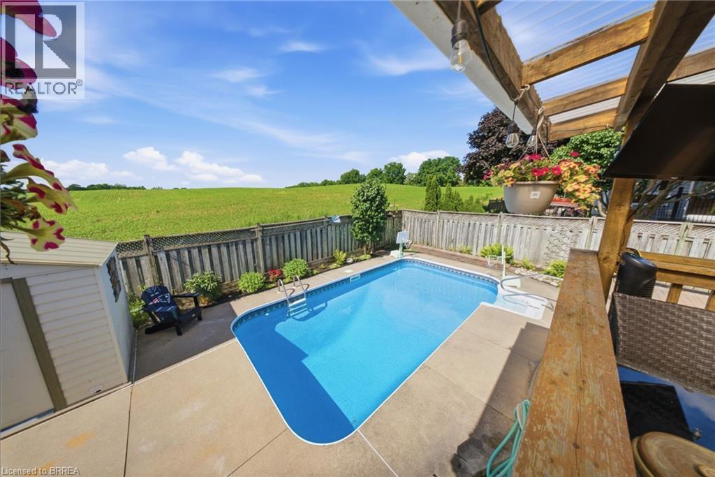 68 ALLENSGATE Drive - 40