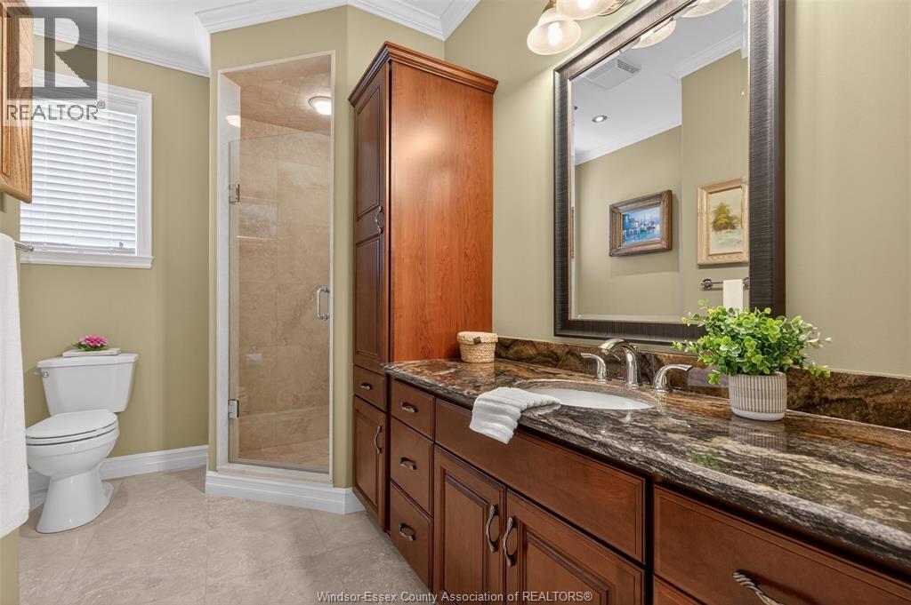 6 VALLOCHIE COURT - 27