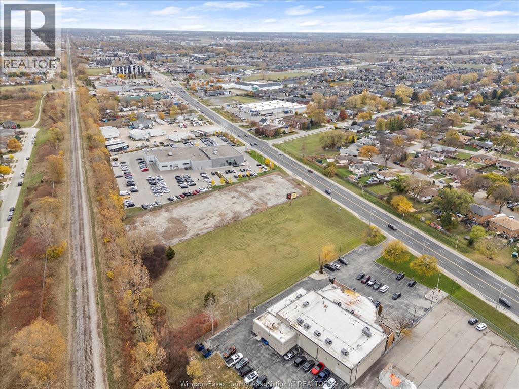 10982 TECUMSEH ROAD East, Windsor — photo 3