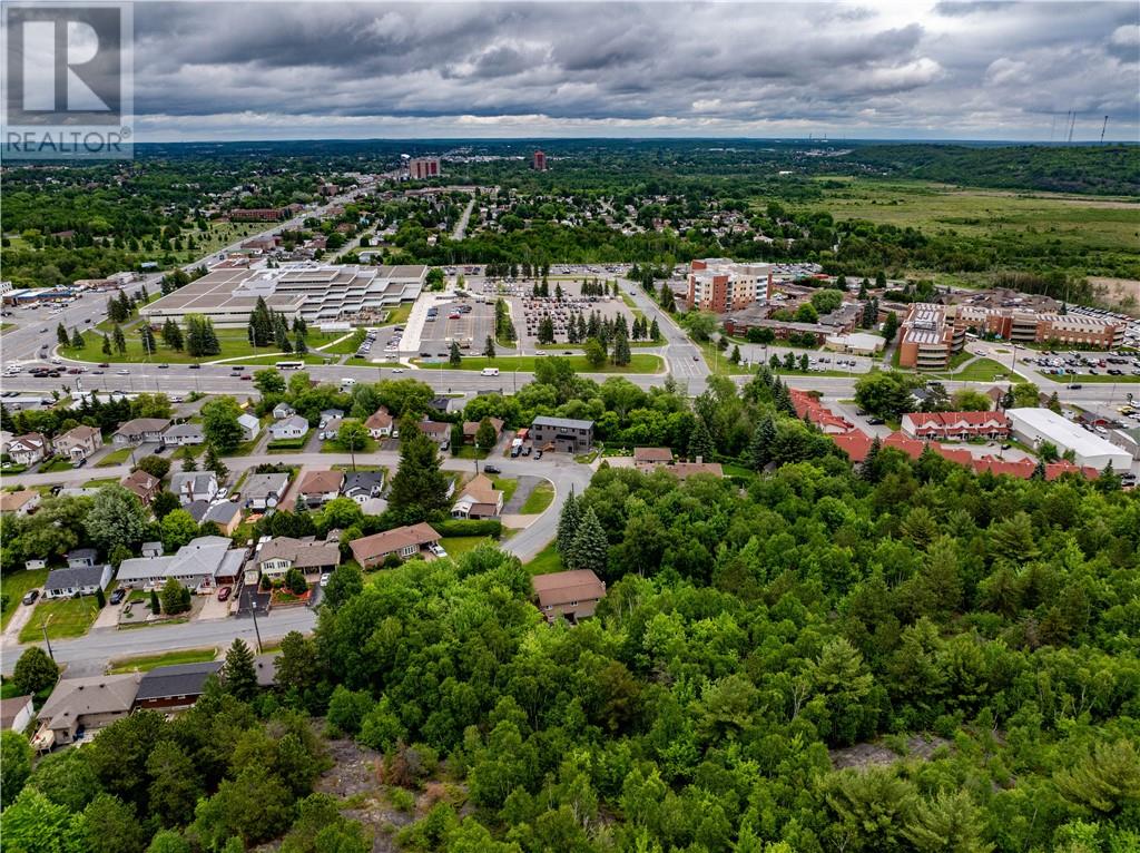 1050 Gordon Avenue - 10
