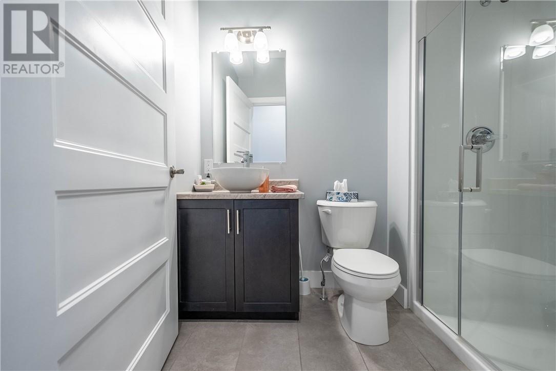 1050 Gordon Avenue - 21