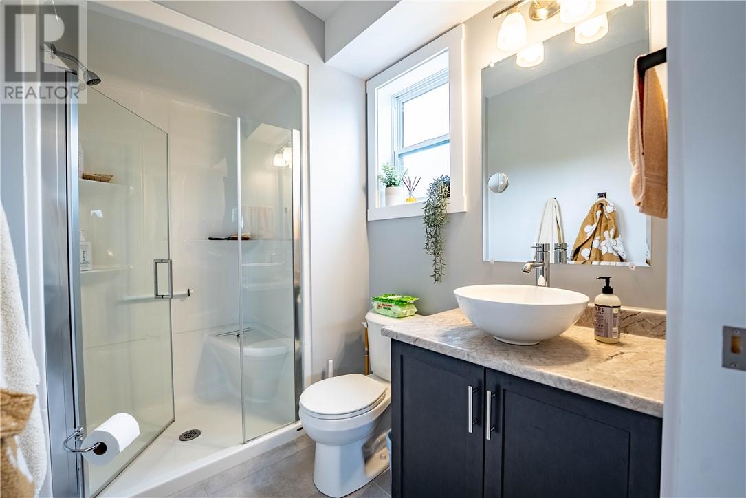 1050 Gordon Avenue - 22