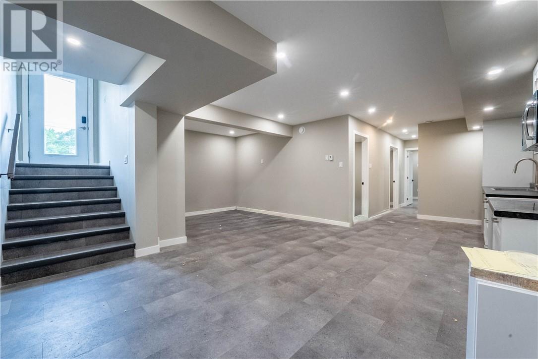 1050 Gordon Avenue - 30