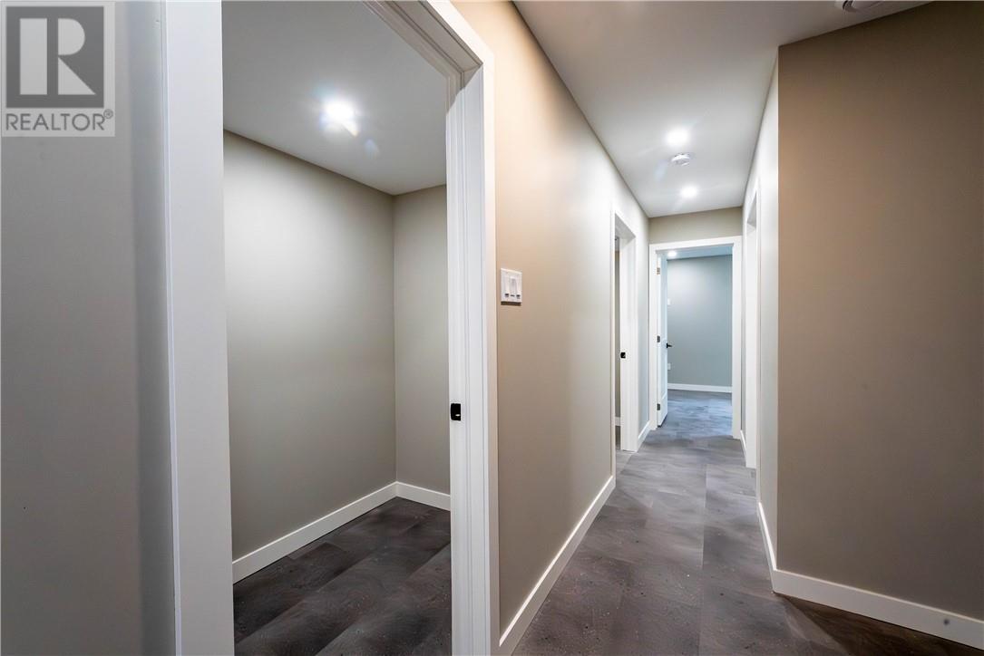 1050 Gordon Avenue - 36