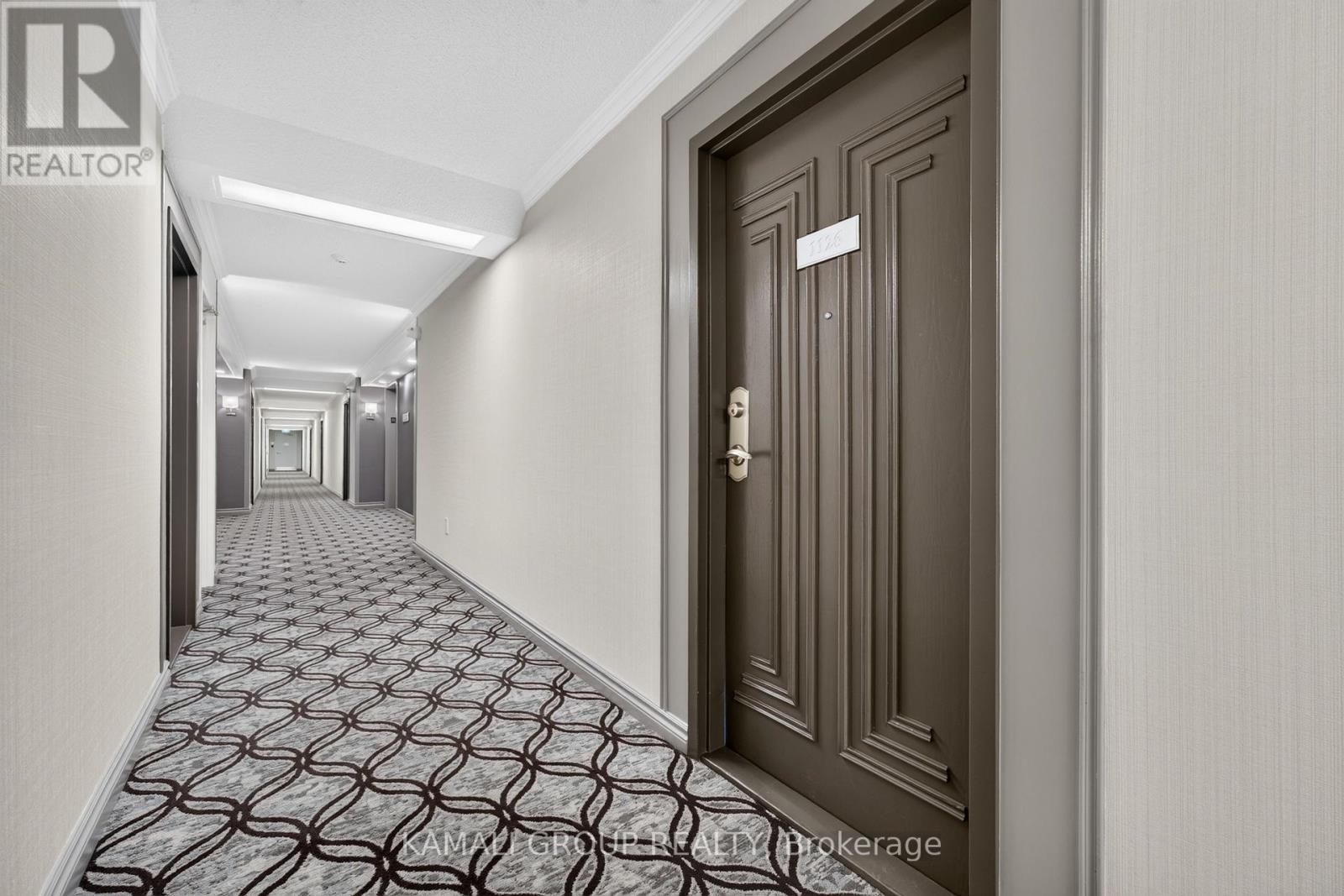 #1126 3 GREYSTONE WALK DRIVE - 26