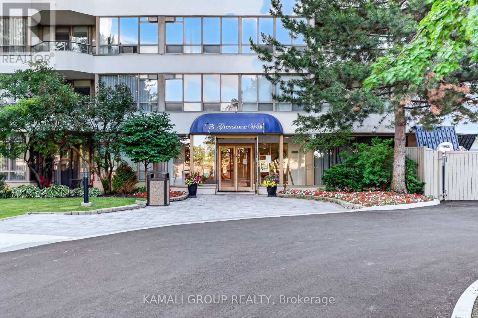 #1126 3 GREYSTONE WALK DRIVE - 27