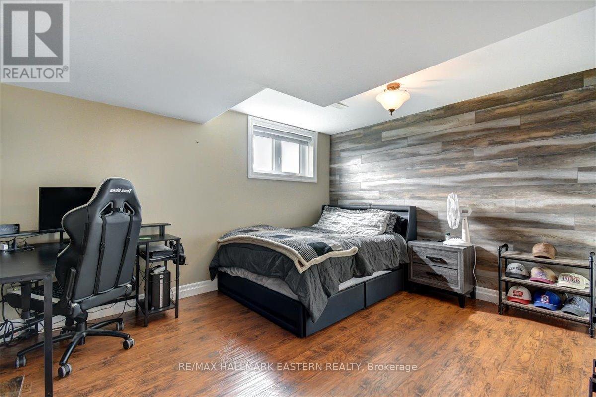 80 ROUND LAKE ROAD - 33