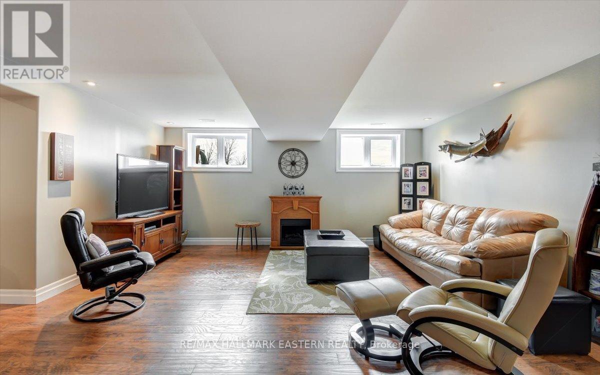 80 ROUND LAKE ROAD - 27