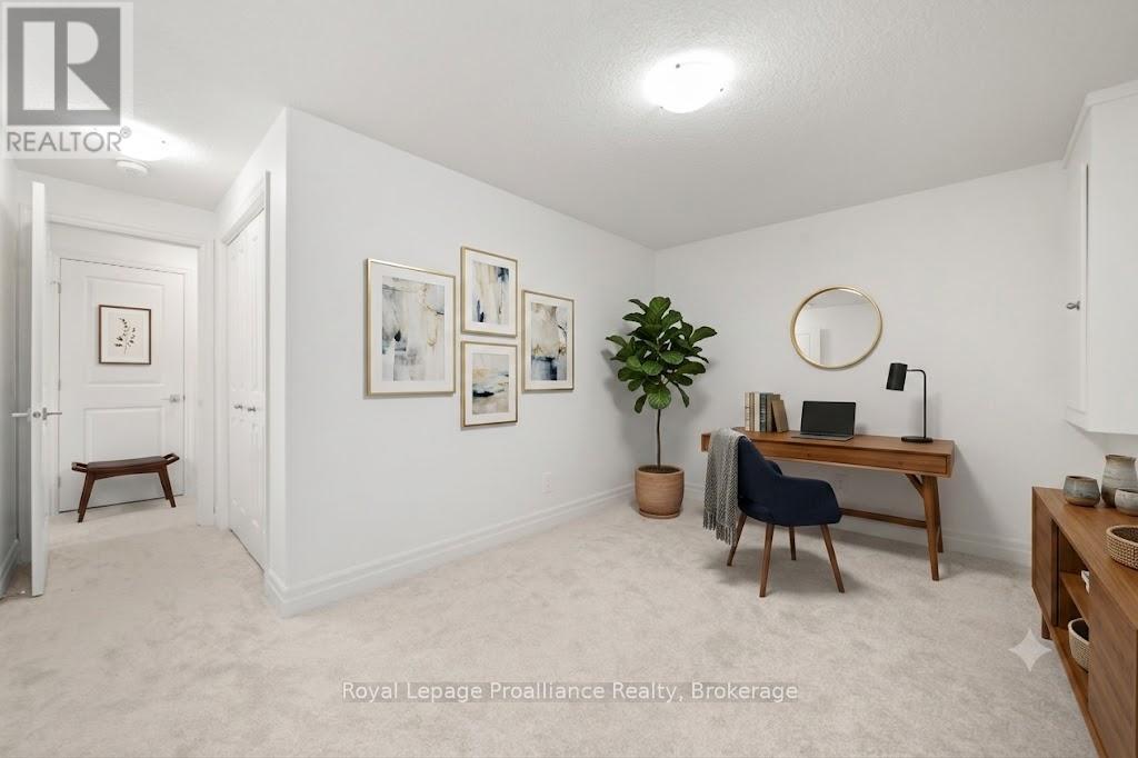 54 LANARK DRIVE - 34