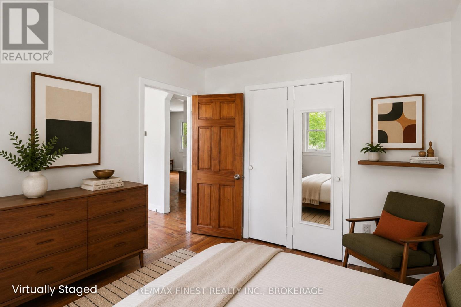 734 PORTSMOUTH AVENUE - 16