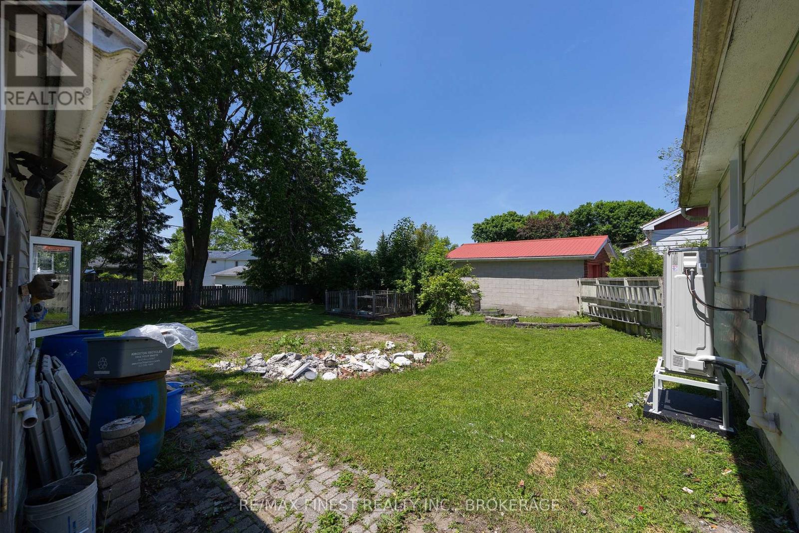 734 PORTSMOUTH AVENUE - 26
