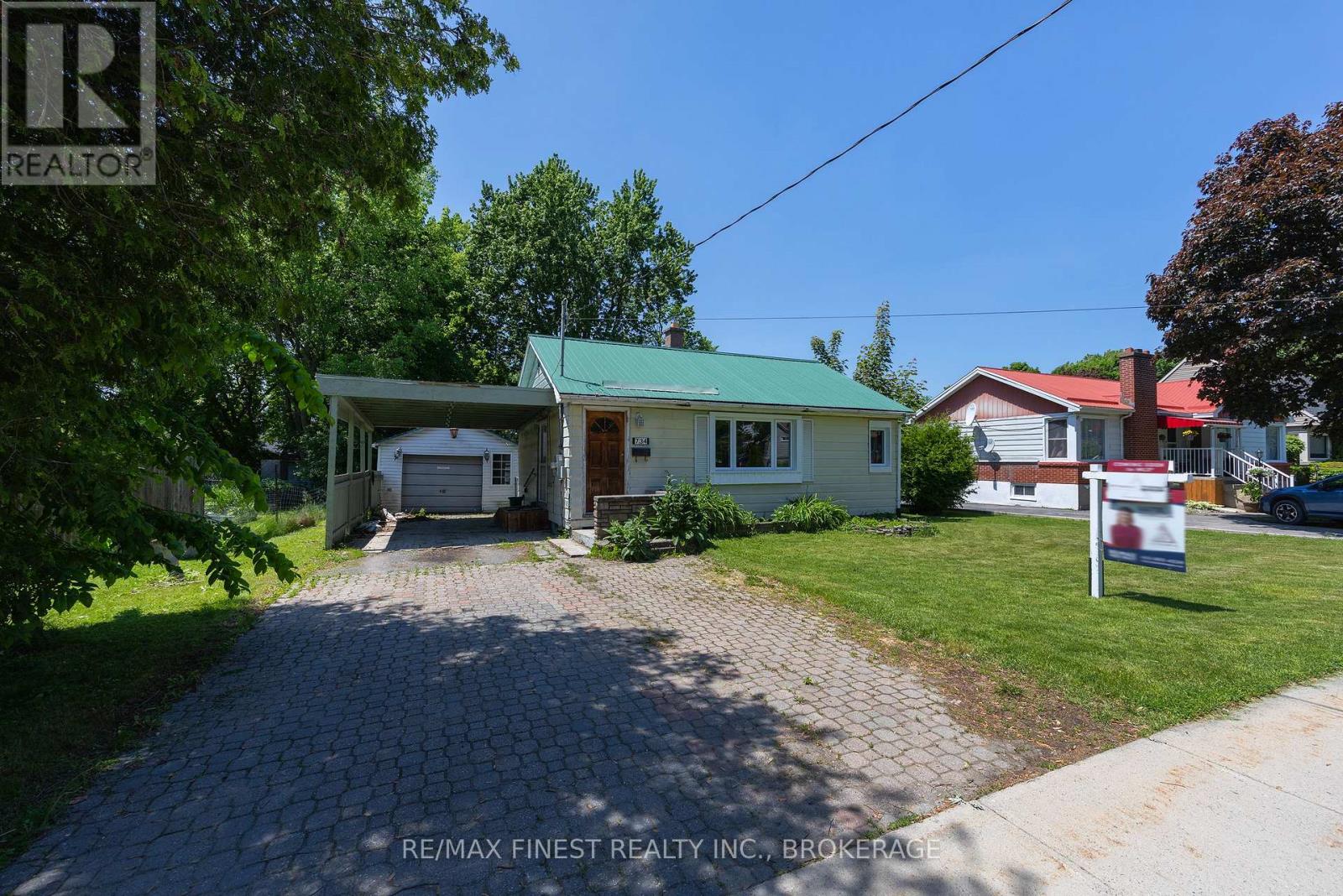 734 PORTSMOUTH AVENUE - 3