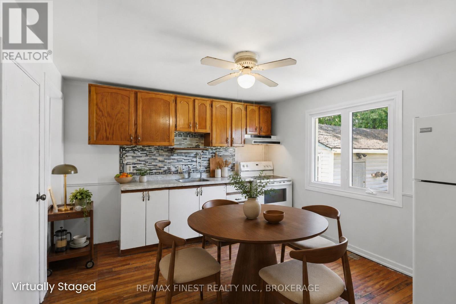 734 PORTSMOUTH AVENUE - 7