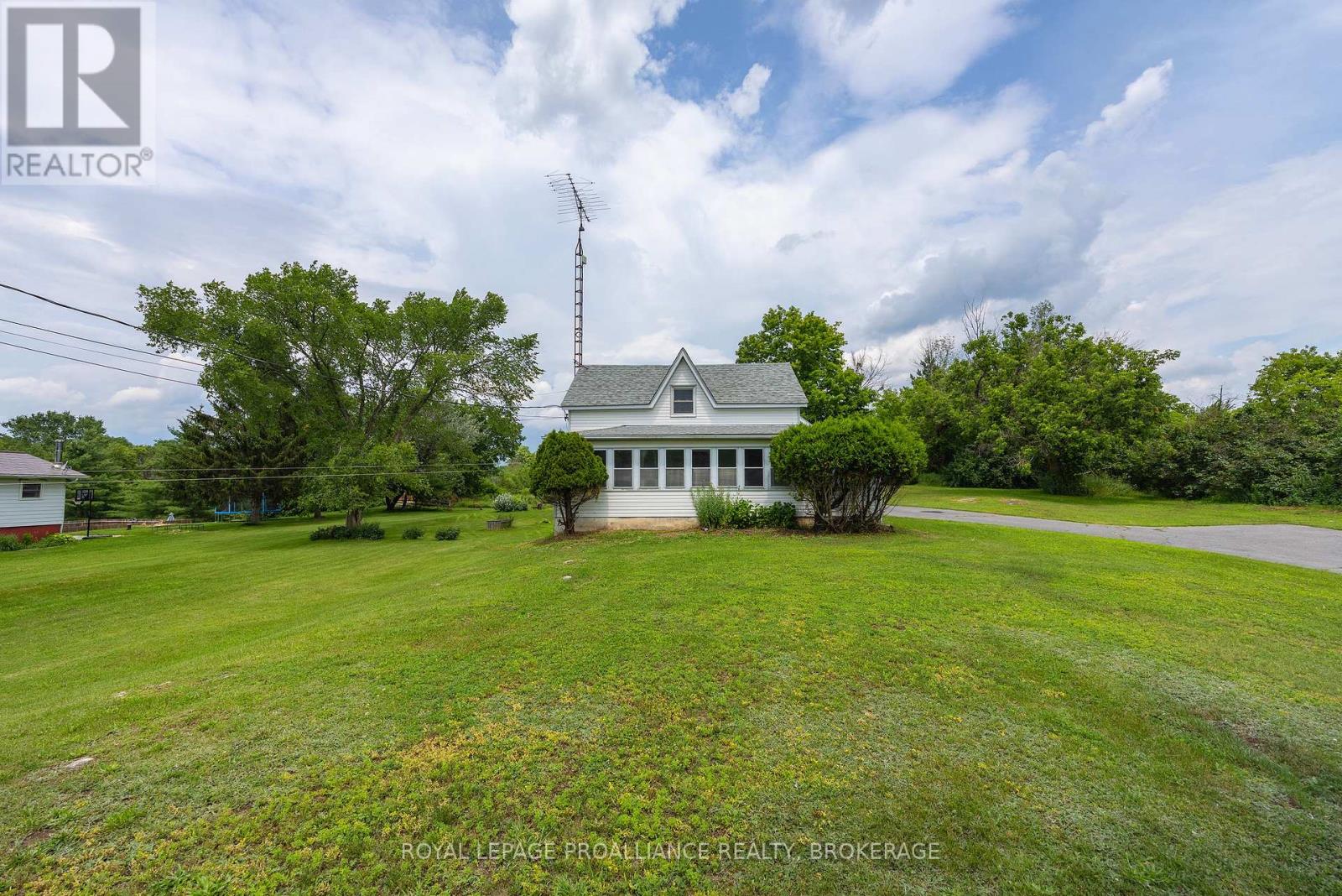 4678 BELLROCK ROAD - 2