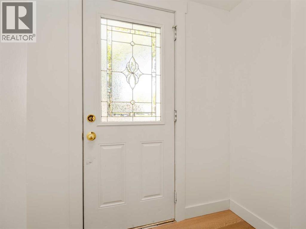 1025 12 Street S - 5