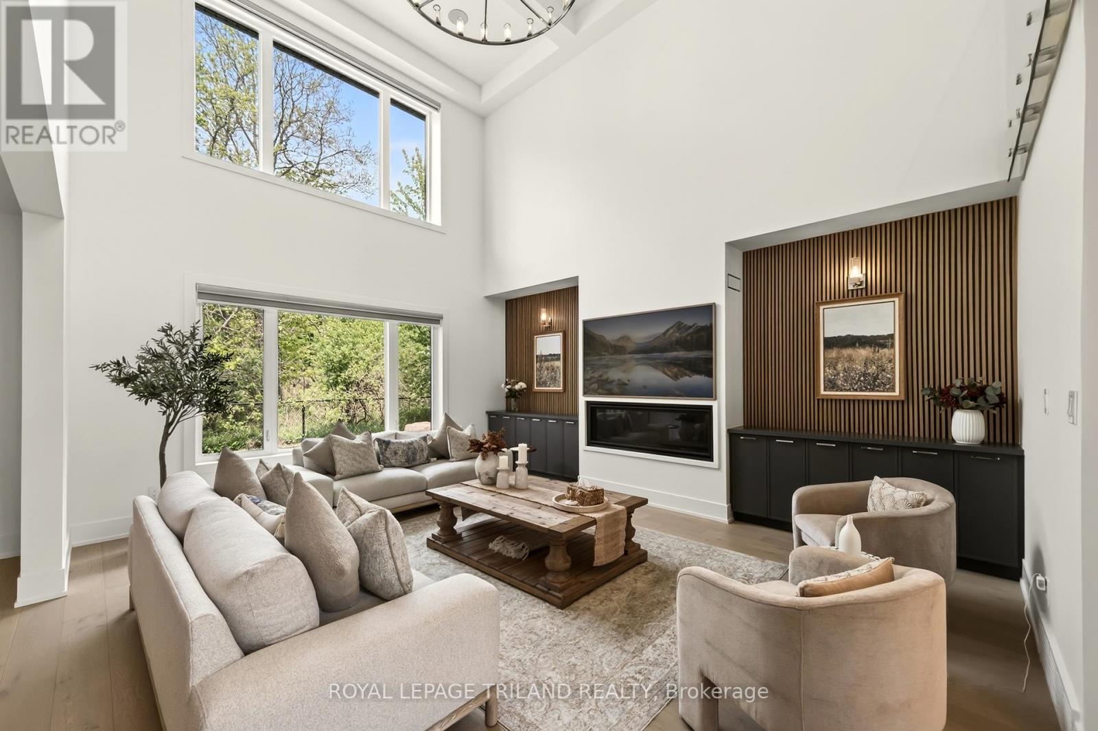 2244 RED THORNE AVENUE - 11