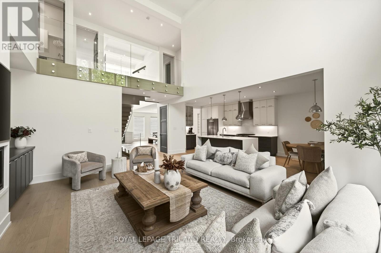 2244 RED THORNE AVENUE - 13