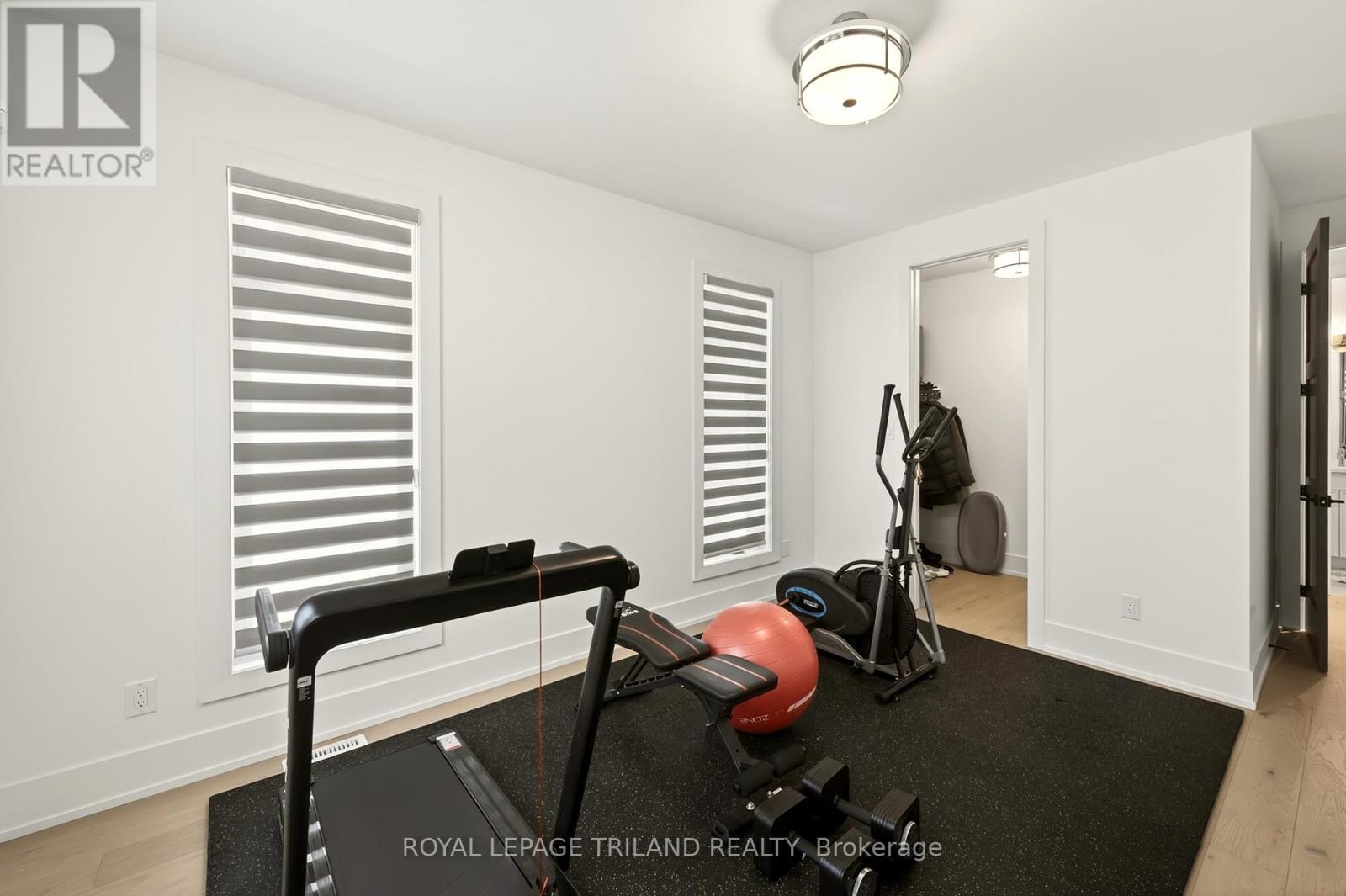 2244 RED THORNE AVENUE - 19