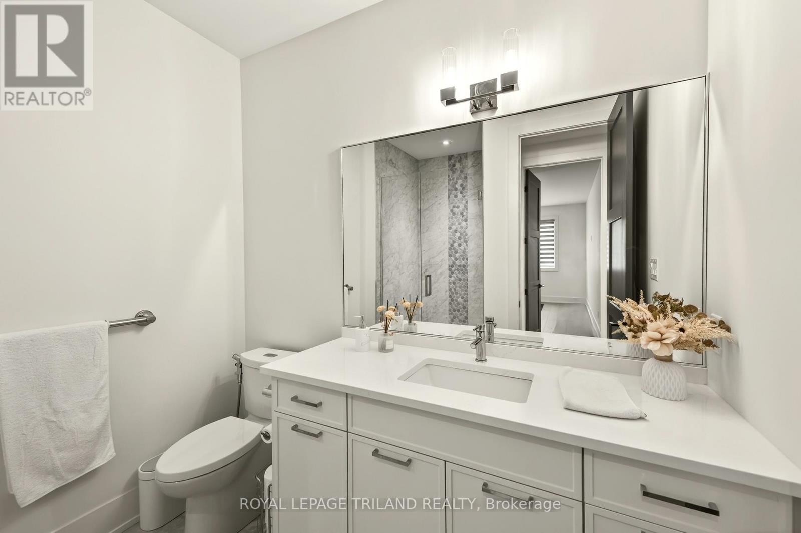 2244 RED THORNE AVENUE - 20