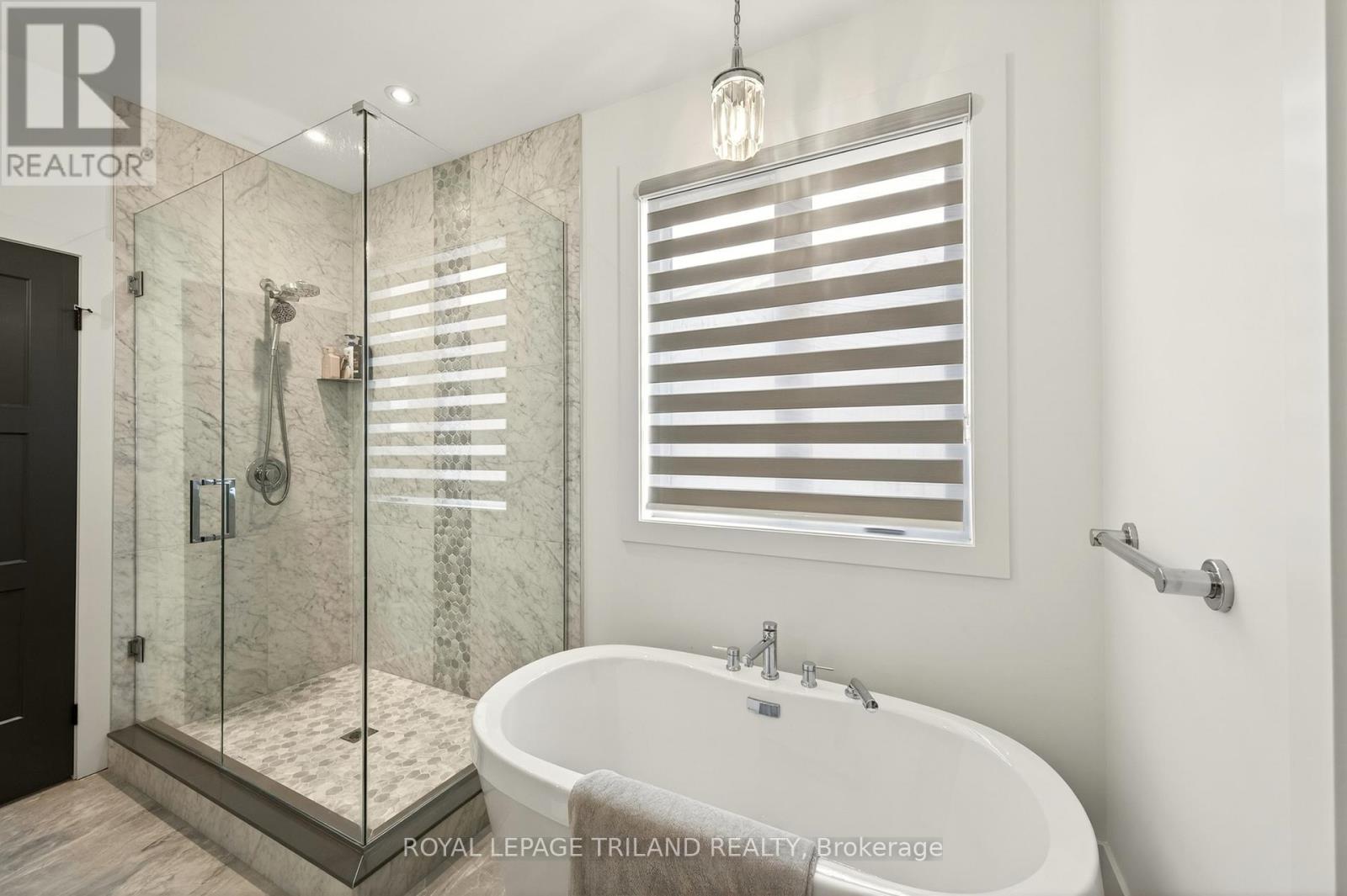 2244 RED THORNE AVENUE - 27