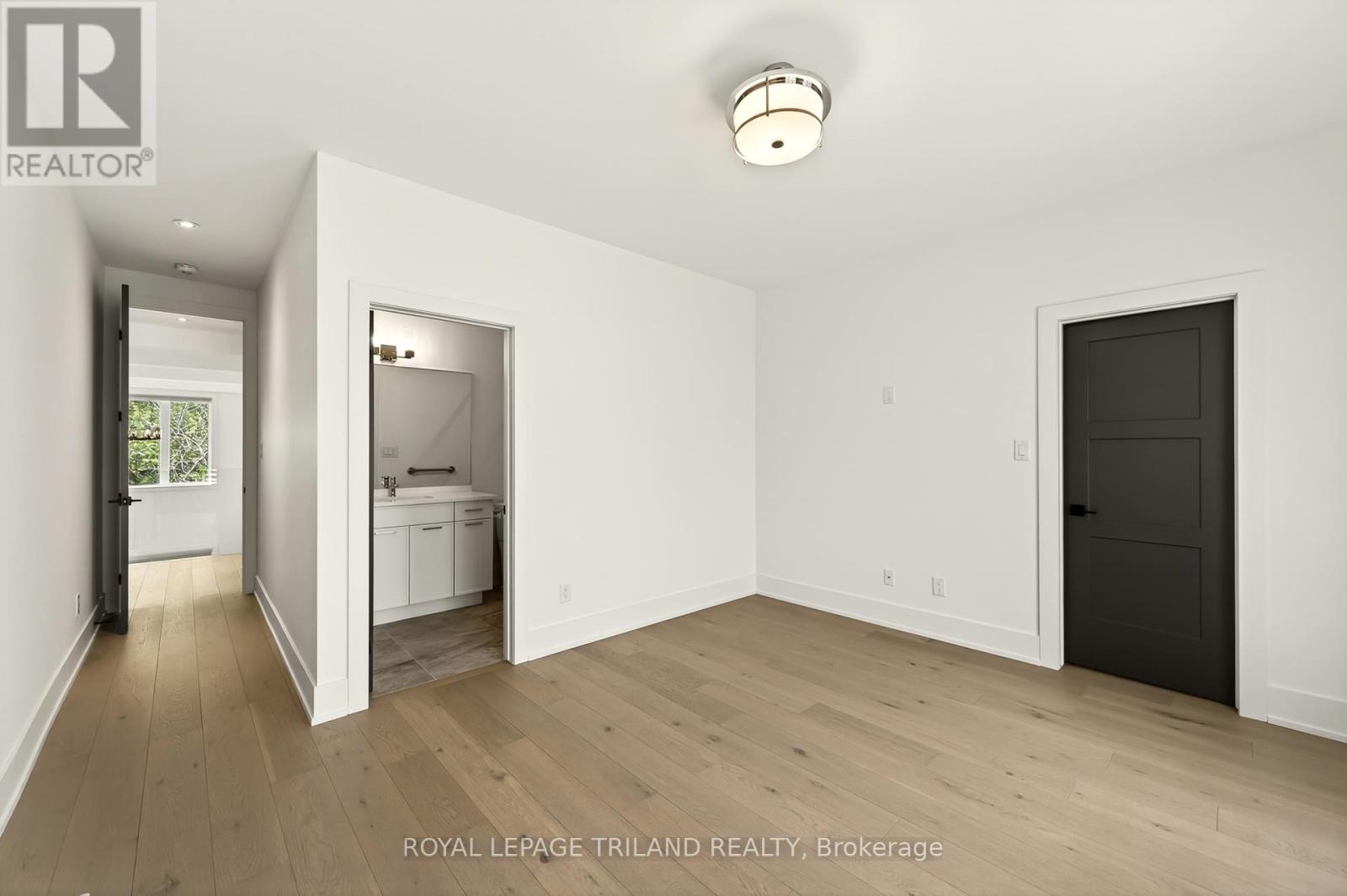 2244 RED THORNE AVENUE - 29
