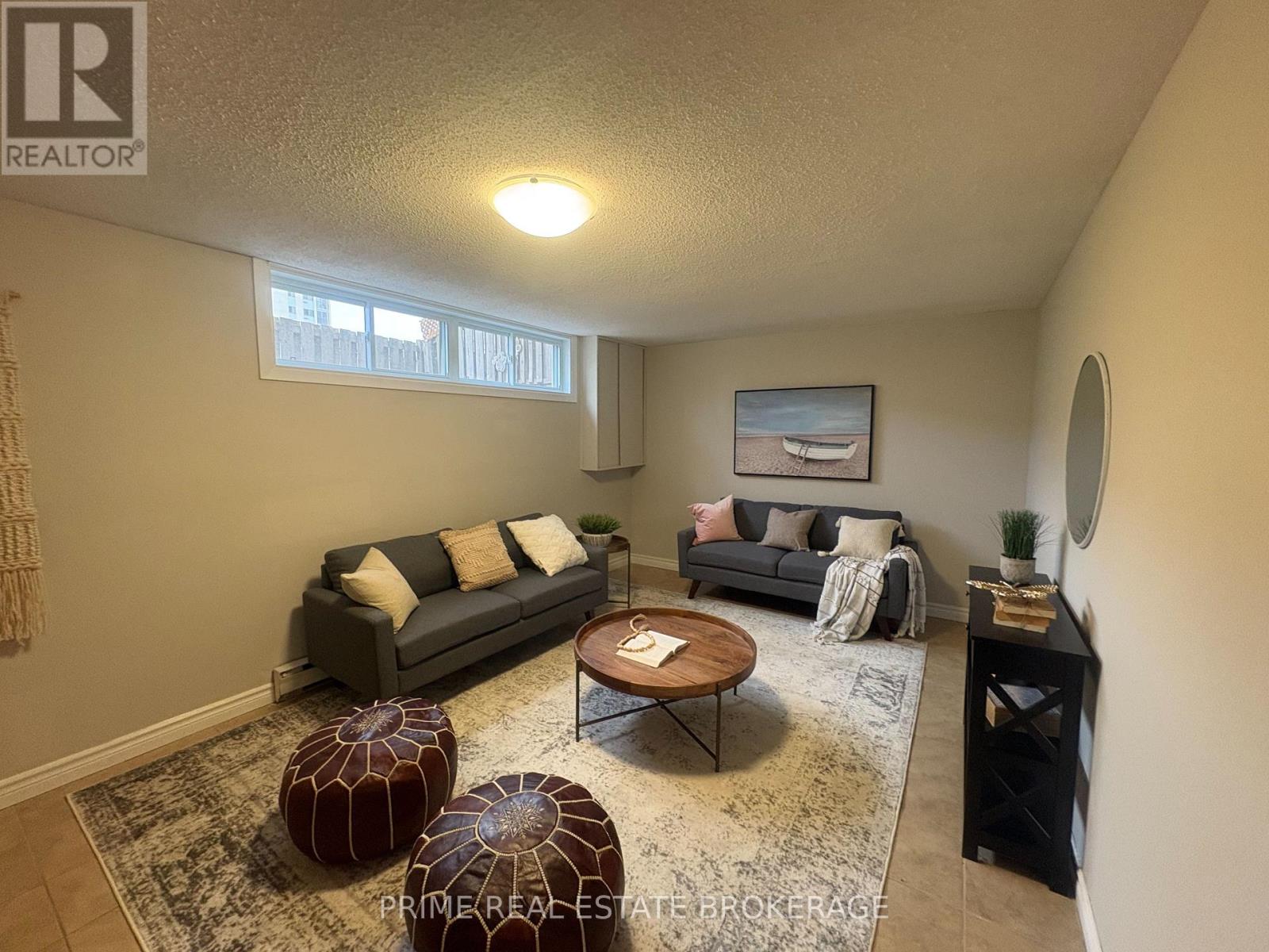 #67 135 BELMONT DRIVE - 20