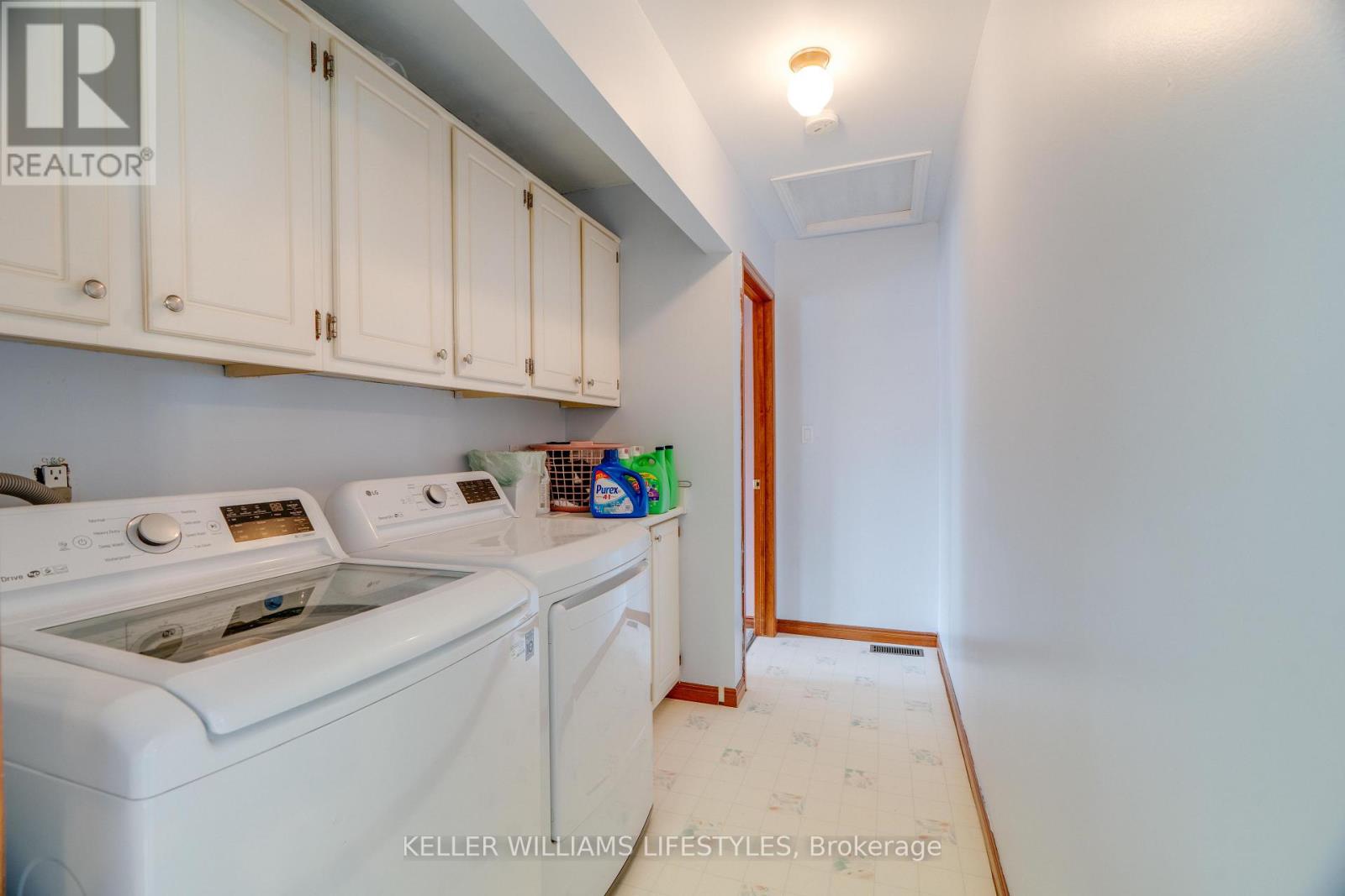 288 CARRIE STREET - 13
