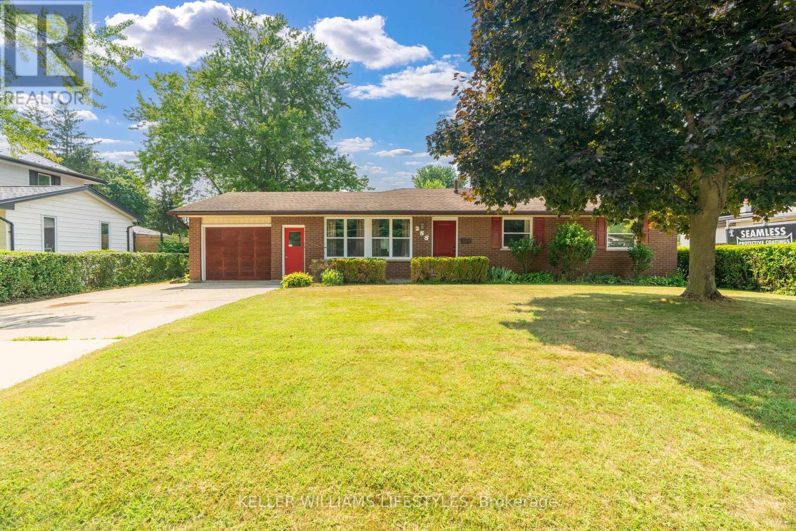 288 CARRIE STREET - 2