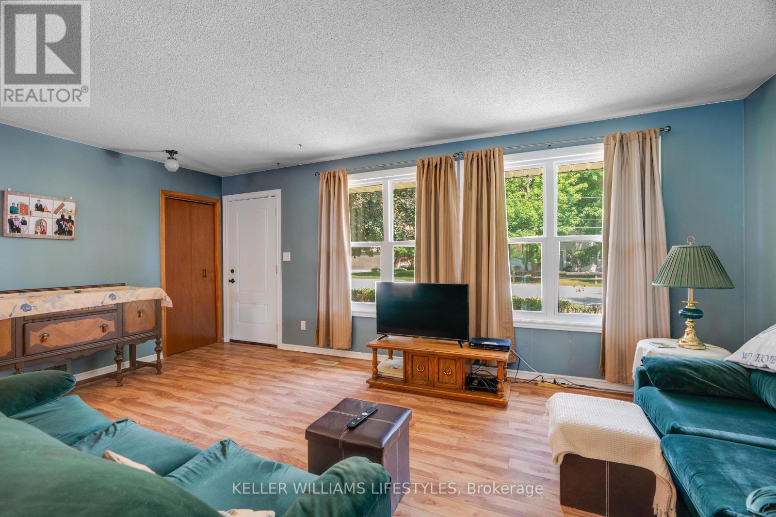 288 CARRIE STREET - 3