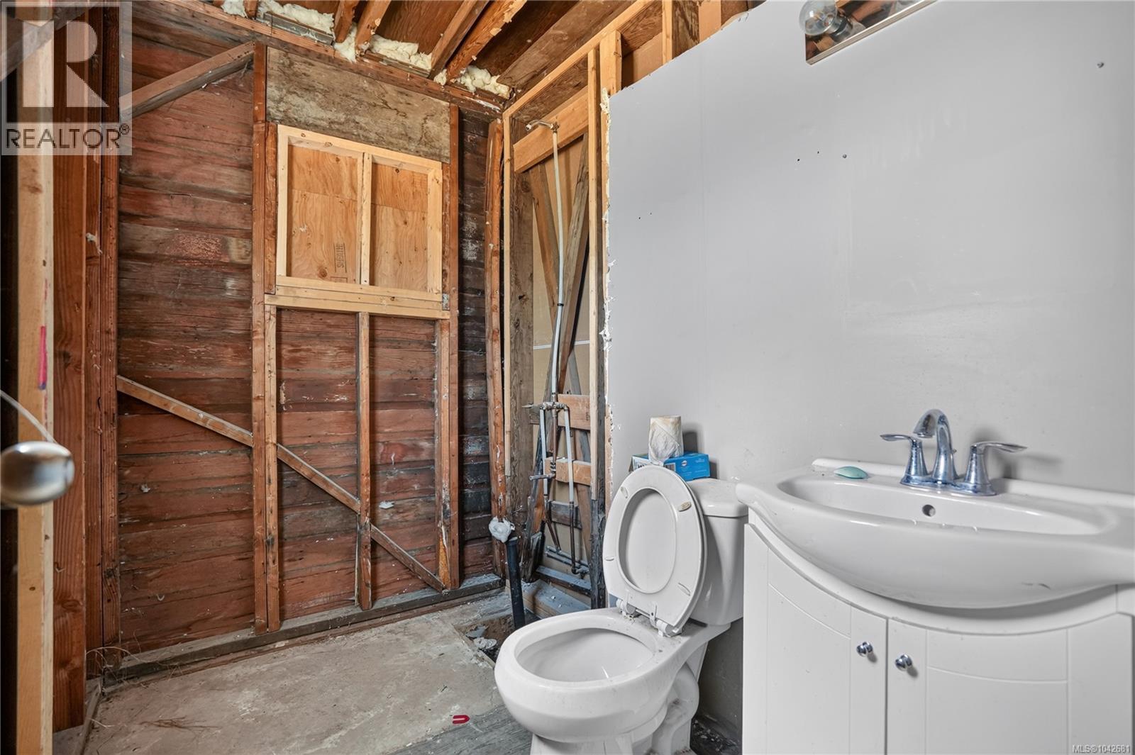2679 4th Ave - 12
