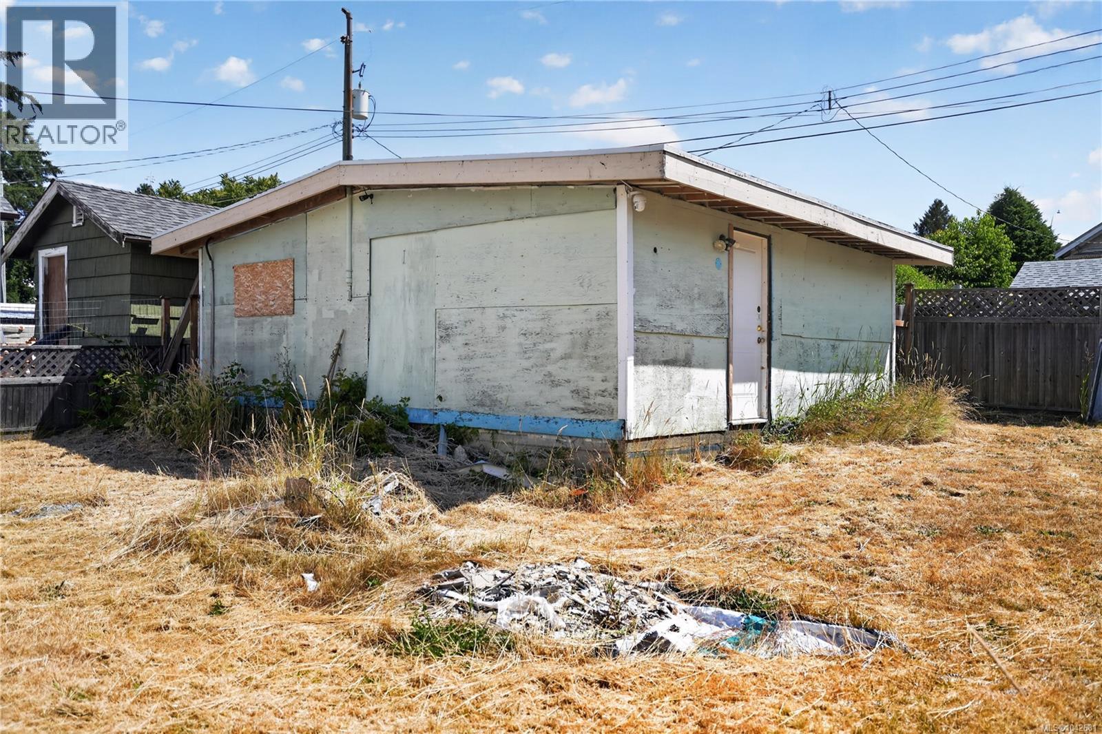 2679 4th Ave - 19