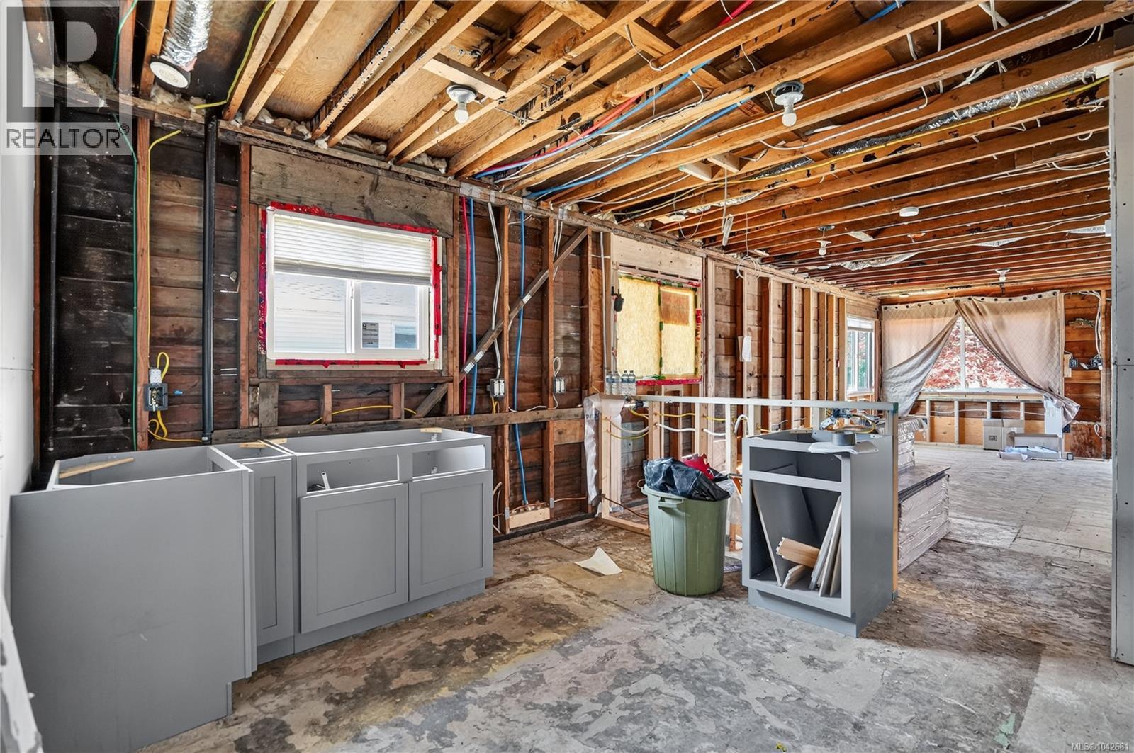 2679 4th Ave - 8