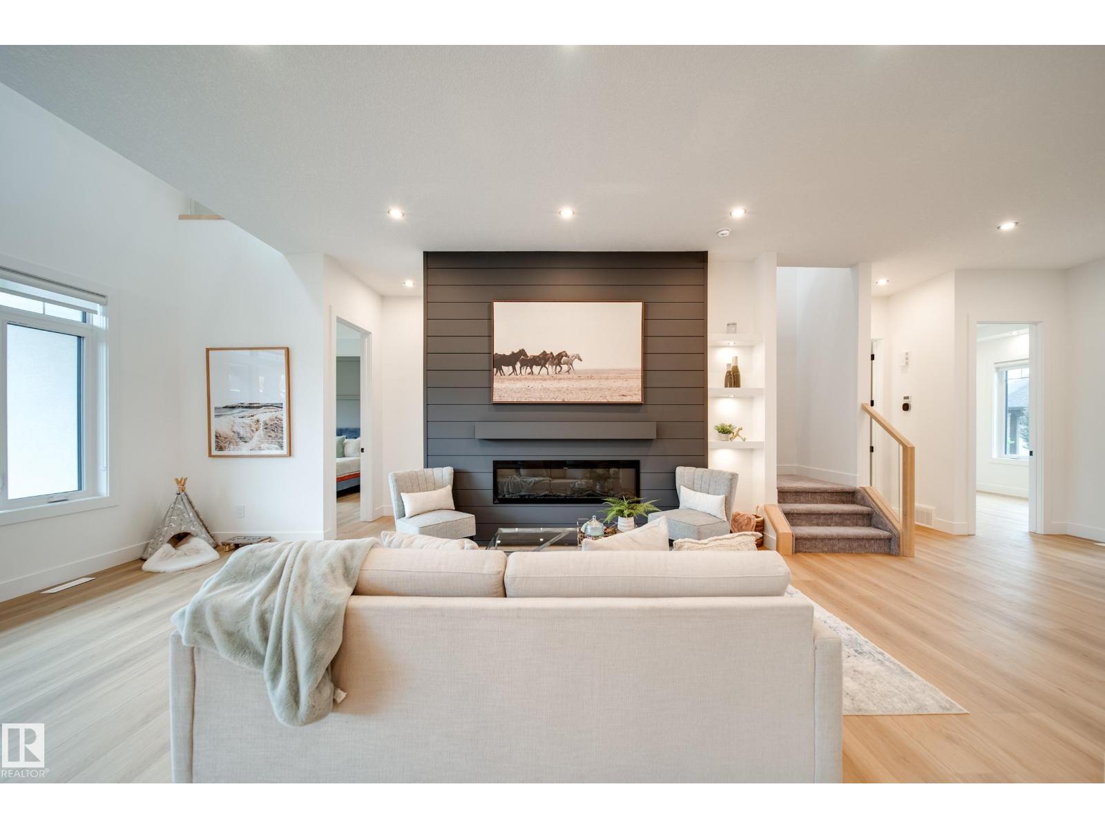#42 20425 93 AV NW - 14