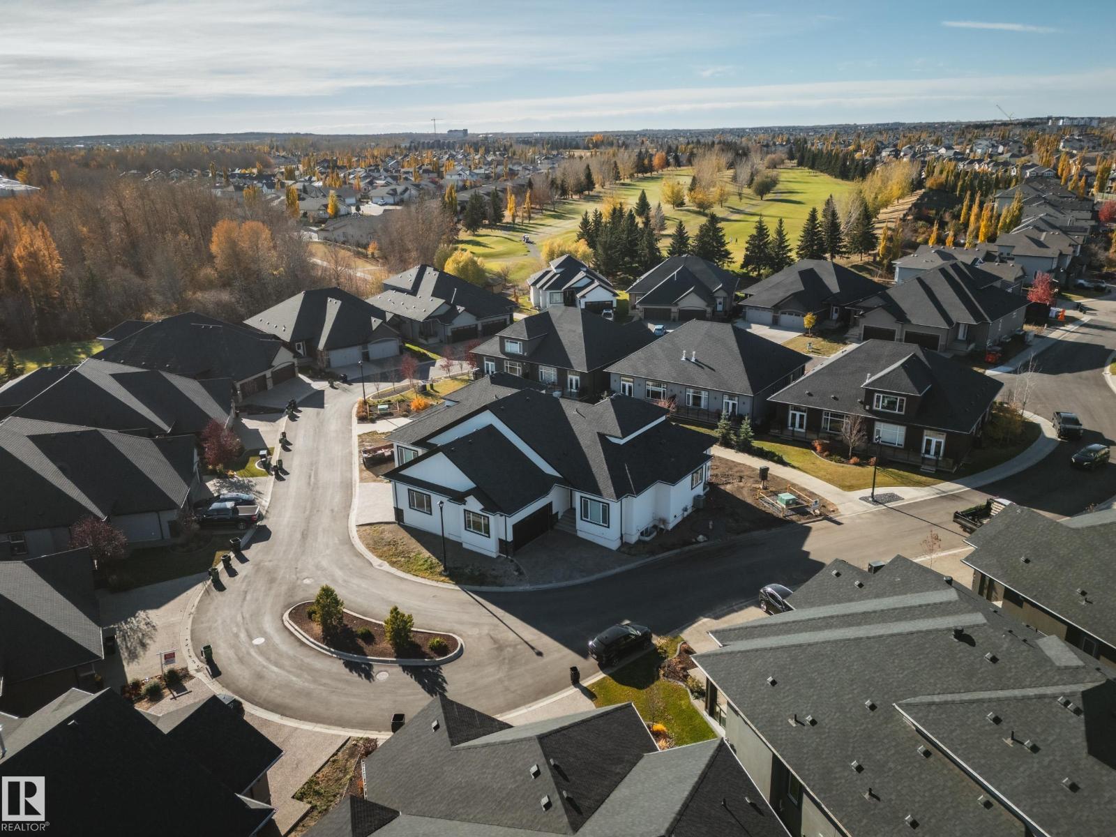 #42 20425 93 AV NW - 61